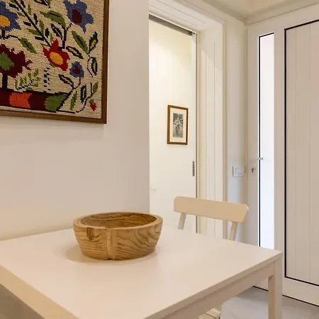 Marianthi's * Stalos